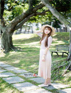 《上野莉奈》