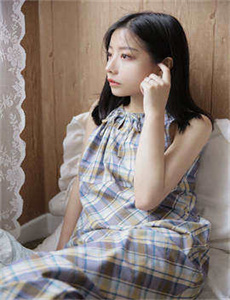 《奶妈直接哺乳视频》