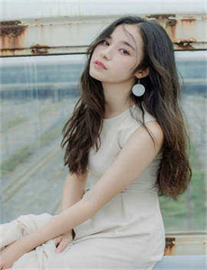 《欧美成人免费视频午夜色》